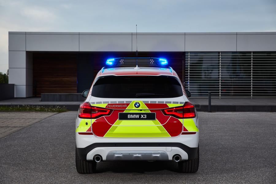  BMW X3 xDrive20d Feuerwehr (G01) 2018 года  (фото 2 из 15)